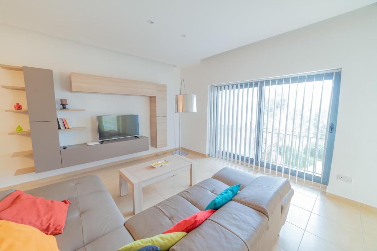 Luxury Seaview & Pool-Hosted By Sweetstay Mellieħa Kültér fotó